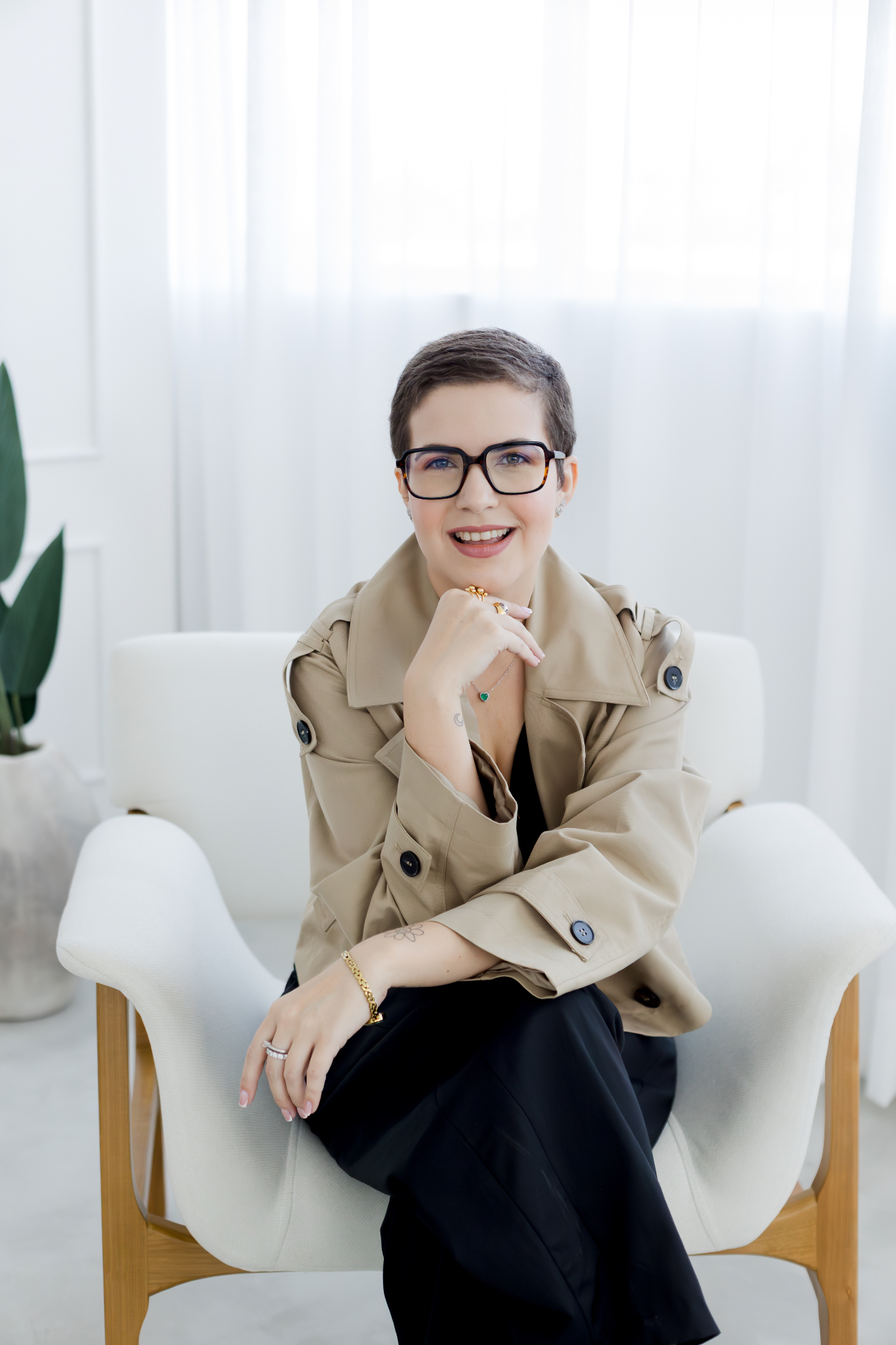 Dra. Tayná Carvalho, advogada especialista em Direito Previdenciário